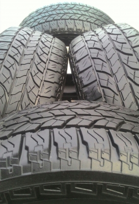 ขาย ยางA/T ขอบ 18 สวยๆ