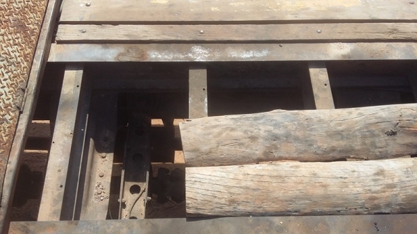 **410,000 บ.ต่อรอง/// 10ล้อเทนเลอร์ HINO KT-168HP เพลาเดียว ท้ายลาดขน-ย้าย แบคโฮ PC200 เล่มทะเบียนครบ **ขาย เทนเลอร์ HINO KT929 168แรง 10ล้อ1เพลา ท้ายลาด ขน-ย้าย แบคโฮ ขนาดPC200 สภาพพร้อมใช้งาน เล่มทะเบียนภาษีเต็ม HINO KT929 EH700-168HP เครื่องนอก วางใหม่