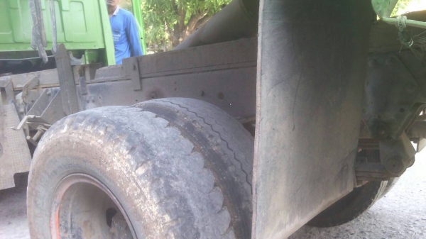 หกล้อ อีซูซุ NKR110ดั่ม3คิว สภาพดีสวยบางเดิมพร้อมใช้ ทะเบียนพร้อมโอน หกล้อ อีซูซุ NKR110ดั่ม3คิว สภาพดีสวยบางเดิมพร้อมใช้ ทะเบียนพร้อมโอน