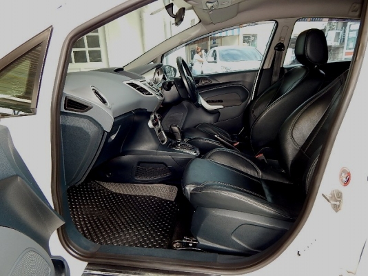 เฟียสต้า 1.6 S ปี 2012 ออกรถ 9,000 บาท เฟียสต้า 1.6 S ปี 2012 ออกรถ 9,000 บาท