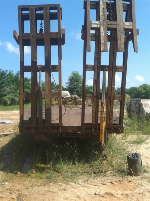 ขายหางโลเบต 2 เพลา มีสะพาน กว้าง 3.50 เมตร พื้นยาว 10.80 เมตร ตัวคัสซีกว้าง 50 ซม.ไม่มีเอกสาร ราคา 180000