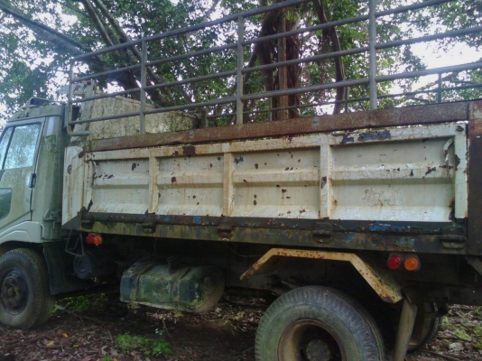 รถฮีโน่ 6 ล้อดั้ม KM777 / 117 แรงม้า. ( ขายตามสภาพ. ) สนใจติดต่อ 081 - 6079515 รถฮีโน่ 6 ล้อดั้ม KM777 / 117 แรงม้า. ( ขายตามสภาพ. ) สนใจติดต่อ 081 - 6079515