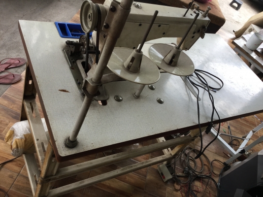 ขายจักร JUKI และ จักรโพ้ง ขายเหมา2ตัว