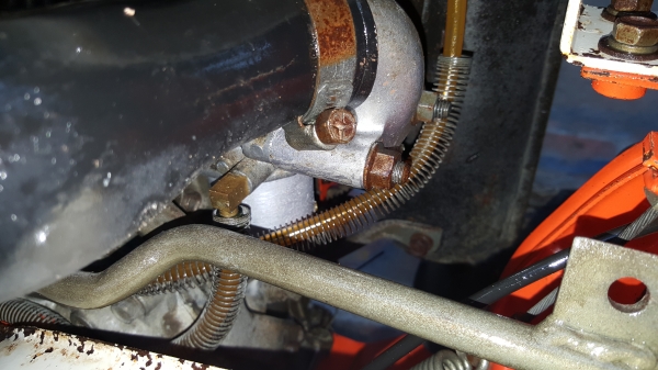 รถพรวนดิน คูโบต้าเบนชิล 4 จังหวะ 7 แรง พร้อมใช้งาน รหัสสินค้า U - 7 รถพรวนดิน คูโบต้าเบนชิล 4 จังหวะ 7 แรง พร้อมใช้งาน รหัสสินค้า U - 7