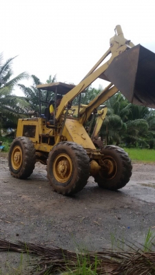 ขายรถตักล้อยางด่วนๆๆ ครับ ขายรถตักล้อยางด่วนๆๆ ครับ