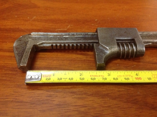 ขายประแจเลื่อนโบราณ 9 AUTO ขนาด 9" ขยายปากได้ 2.5"