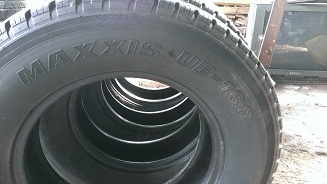 ยางขอบขาว สวยสภาพดี เอาไปใส่เที่ยวปีใหม่ในราคาที่จับต้องได้ ยางขอบขาว สวยสภาพดี เอาไปใส่เที่ยวปีใหม่ในราคาที่จับต้องได้