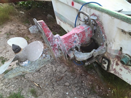 เรือประมงดีเซลเก่าญี่ปุ่น เรือประมงดีเซลเก่าญี่ปุ่น