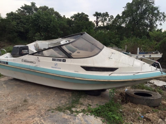 เรือยูโร 522 เคบิ้นหัวปิด