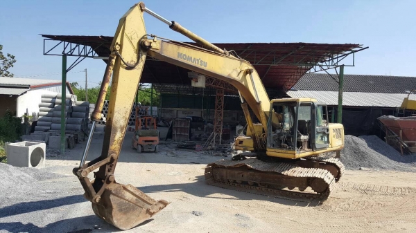 ขาย แบคโฮ KOMATSU PC200-6 เครื่องคัมมินส์ ไฟฟ้าตัดแล้ว เอกสารเล่มทะเบียนครบ ราคาต่อรองได้ครับ ขาย แบคโฮ KOMATSU PC200-6 เครื่องคัมมินส์ ไฟฟ้าตัดแล้ว เอกสารเล่มทะเบียนครบ ราคาต่อรองได้ครับ