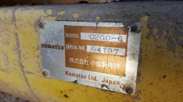 ขาย แบคโฮ KOMATSU PC200-6 เครื่องคัมมินส์ ไฟฟ้าตัดแล้ว เอกสารเล่มทะเบียนครบ ราคาต่อรองได้ครับ ขาย แบคโฮ KOMATSU PC200-6 เครื่องคัมมินส์ ไฟฟ้าตัดแล้ว เอกสารเล่มทะเบียนครบ ราคาต่อรองได้ครับ