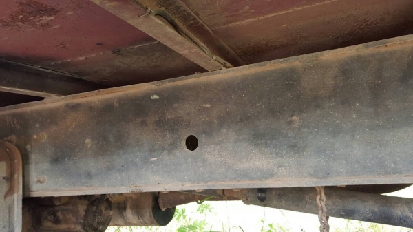 ขาย 6 ล้อ ติดเครน 2 ตัน พร้อมถังน้ำ 5,000 ลิตร เครื่อง HO7C 180 แรงม้า สโลว์อินเตอร์ คัสซีสวยตลอดเส้น ทะเบียนพร้อมโอน