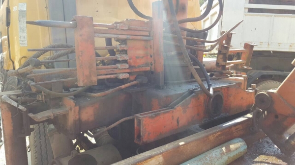 ขาย 6 ล้อ ติดเครน 2 ตัน พร้อมถังน้ำ 5,000 ลิตร เครื่อง HO7C 180 แรงม้า สโลว์อินเตอร์ คัสซีสวยตลอดเส้น ทะเบียนพร้อมโอน