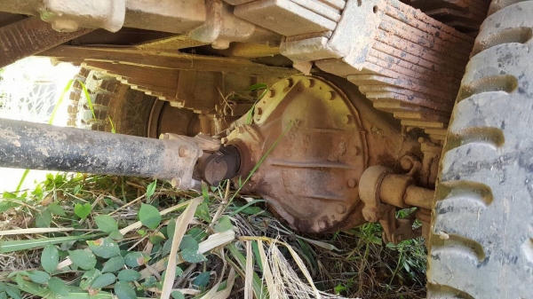 ขาย 6 ล้อ ติดเครน 2 ตัน พร้อมถังน้ำ 5,000 ลิตร เครื่อง HO7C 180 แรงม้า สโลว์อินเตอร์ คัสซีสวยตลอดเส้น ทะเบียนพร้อมโอน