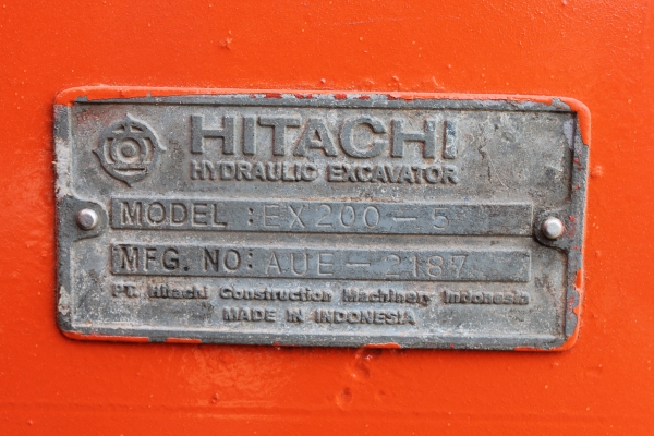 ขายนะจ้ะ รถแมคโคร HITACHI EX200-5 รถนอก ทำสี พร้อมใช้งาน เอกสารพร้อม ขายนะจ้ะ รถแมคโคร HITACHI EX200-5 รถนอก ทำสี พร้อมใช้งาน เอกสารพร้อม