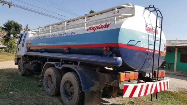 ขาย รถบรรทุกน้ำมัน 16,000 ลิตร 5 ห้อง 10 ล้อ เพลาเดียว HINO KT925 เครื่อง HO7C 180 แรงม้า วางหัวไฮเทค ทะเบียนพร้อมโอน ขาย รถบรรทุกน้ำมัน 16,000 ลิตร 5 ห้อง 10 ล้อ เพลาเดียว HINO KT925 เครื่อง HO7C 180 แรงม้า วางหัวไฮเทค ทะเบียนพร้อมโอน