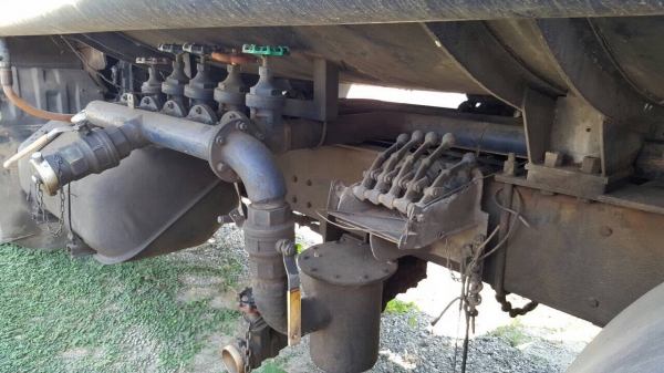 ขาย รถบรรทุกน้ำมัน 16,000 ลิตร 5 ห้อง 10 ล้อ เพลาเดียว HINO KT925 เครื่อง HO7C 180 แรงม้า วางหัวไฮเทค ทะเบียนพร้อมโอน ขาย รถบรรทุกน้ำมัน 16,000 ลิตร 5 ห้อง 10 ล้อ เพลาเดียว HINO KT925 เครื่อง HO7C 180 แรงม้า วางหัวไฮเทค ทะเบียนพร้อมโอน