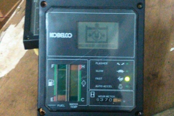 จอมอนิเตอร์SK200-3 ของถอดนอกสภาพสวย