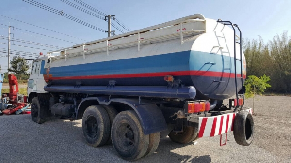 ขาย รถบรรทุกน้ำมัน 16,000 ลิตร 5 ห้อง 10 ล้อ เพลาเดียว HINO FL186 เครื่อง EL100 190 แรงม้า คัสซีสวยตลอดเส้น ทะเบียนพร้อมโอน