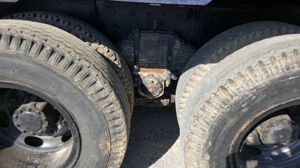 ขาย รถบรรทุกน้ำมัน 16,000 ลิตร 5 ห้อง 10 ล้อ เพลาเดียว HINO FL186 เครื่อง EL100 190 แรงม้า คัสซีสวยตลอดเส้น ทะเบียนพร้อมโอน