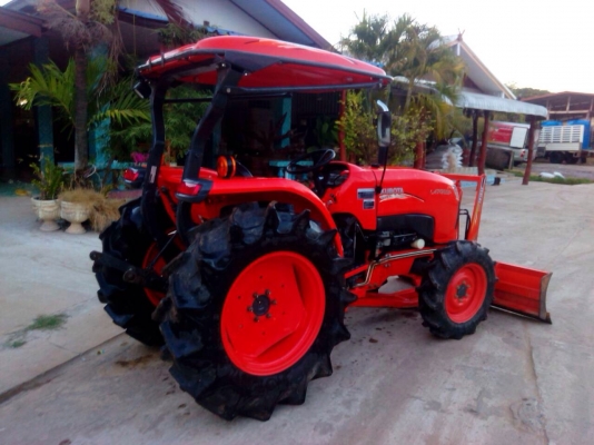 รถไถL4708SP.  ใช้งาน400ชั่วโมง สภาพพร้อมใช้งานครับ