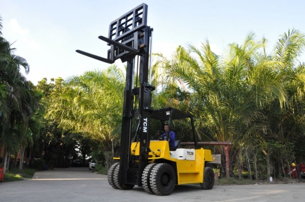 (ลดกระหน่ำ)ขายรถFORKLIFT TCM FD70 งากระดก เสาสูง4เมตร 7ตัน เดิมจากญี่ปุ่น ยังไม่เคยใช้ในไทย 340,000เท่านั้น!!