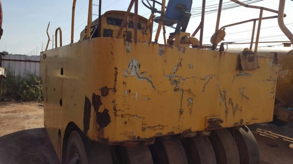 ขายรถบด 11 ล้อ สภาพพร้อมใช้งาน เอกสารใบอินวอยซ์