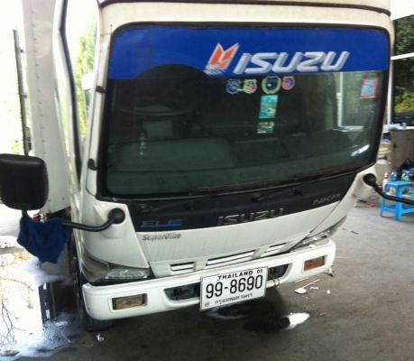 หกล้อ อีซูซุ NKR130โบว์ ปี50 ช่วงยาว4.30ม สภาพดีสวยพร้อมใช้ ทะเบียนพร้อมโอน หกล้อ อีซูซุ NKR130โบว์ ปี50 ช่วงยาว4.30ม สภาพดีสวยพร้อมใช้ ทะเบียนพร้อมโอน