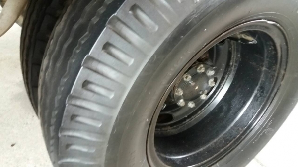 หกล้อ อีซูซุ NKR130โบว์ ปี50 ช่วงยาว4.30ม สภาพดีสวยพร้อมใช้ ทะเบียนพร้อมโอน หกล้อ อีซูซุ NKR130โบว์ ปี50 ช่วงยาว4.30ม สภาพดีสวยพร้อมใช้ ทะเบียนพร้อมโอน