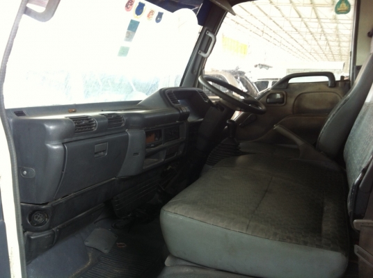 หกล้อ อีซูซุ NKR130โบว์ ปี50 ช่วงยาว4.30ม สภาพดีสวยพร้อมใช้ ทะเบียนพร้อมโอน หกล้อ อีซูซุ NKR130โบว์ ปี50 ช่วงยาว4.30ม สภาพดีสวยพร้อมใช้ ทะเบียนพร้อมโอน