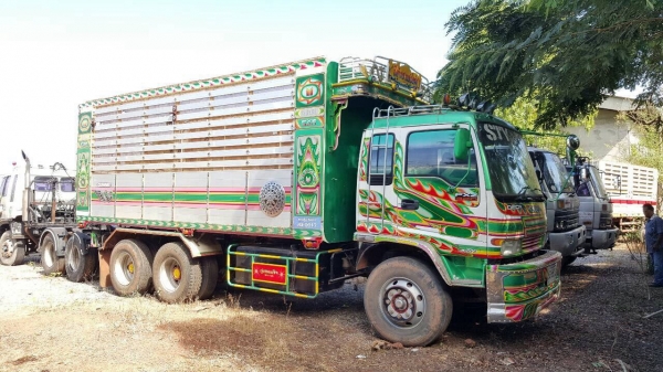 ขาย ISUZU DECA 320 ปี 50 EURO2 ดั้มเกษตรอู่สหกิจ มีลำโพงลากพ่วง คัสซีสวยตลอดเส้น เครื่องเดิม เกียร์เดิม ทะเบียนพร้อมโอนครับ