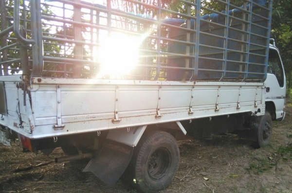 หกล้อ อีซูซุ NQR175ปี50 แอร์ พ.เวอร์ ช่วงยาว4.30ม สภาพดีสวยบางเดิมพร้อมใช้ ทะเบียนพร้อมโอน