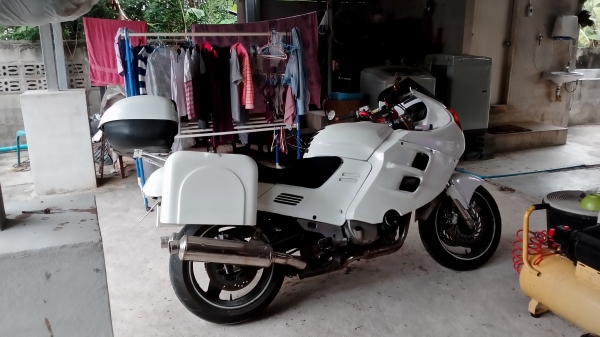 ขายบิ๊กไบค์ CBR1000F พร้อมทะเบียนเเท้