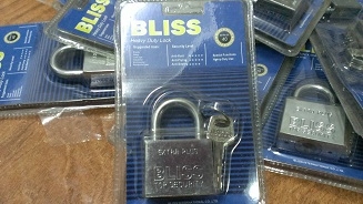 ใกล้ปีใหม่แล้ว ตรวจเช็คกุญแจล็อคบ้านให้ดีๆนะครับ