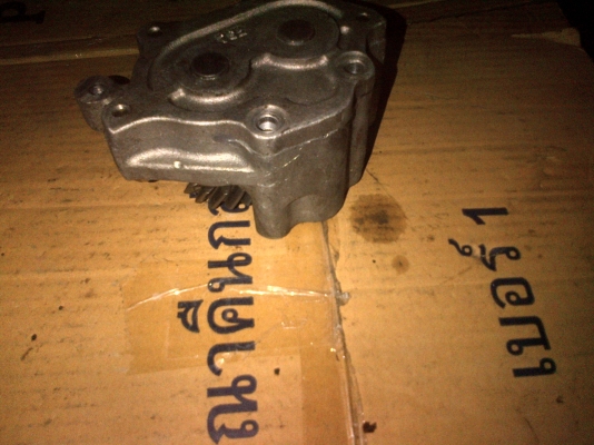 ขายปั้มน้ำมันเครื่อง K13 HINO ราคา 3600 โทร 0906208746 ขายปั้มน้ำมันเครื่อง K13 HINO ราคา 3600 โทร 0906208746