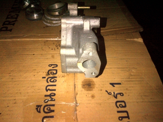 ขายปั้มน้ำมันเครื่อง 3600   บาทโทร 0906208746