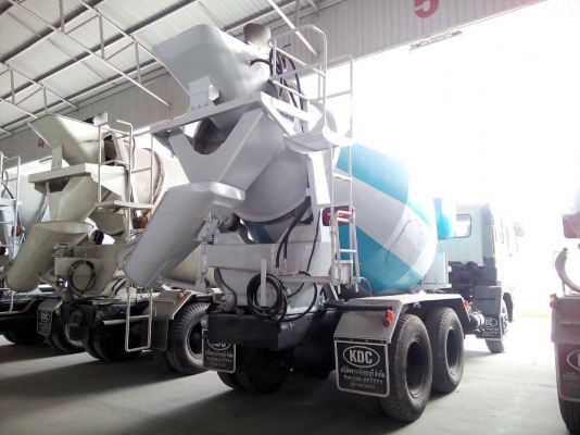 10 ล้อโม่ปูน 6-7 คิว HINO รุ่น โปเฟีย เครื่องยนต์ 260 แรงม้า