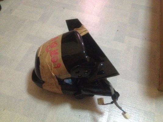 กระจกมองข้าง TOYOTA ESTIMA ของเก่าญี่ปุ่นเเท้สภาพสวยคู่ละ