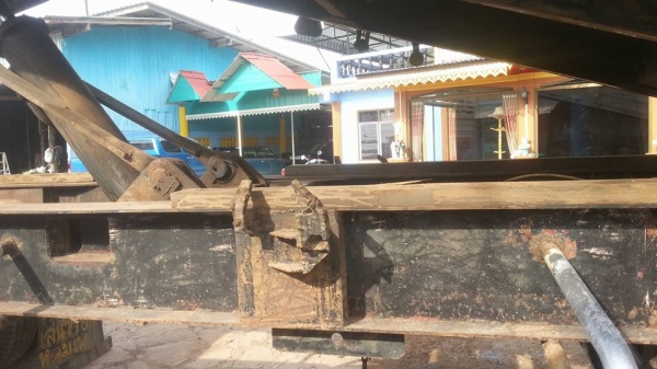 ขายลูกพ่วงดั้ม สองเพลา คานหาม zm แบรกแห้ง คัชชีใหญ่ 14 นิ้ว เดิมวิ่งกระลา มะพร้าง วิ่งแต่ของเบา คัชชีสวยมาก ยางพร้อมใช้ เอกสานพร้อมโอน