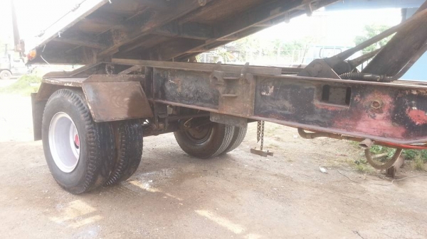 ขายลูกพ่วงดั้ม สองเพลา คานหาม zm แบรกแห้ง คัชชีใหญ่ 14 นิ้ว เดิมวิ่งกระลา มะพร้าง วิ่งแต่ของเบา คัชชีสวยมาก ยางพร้อมใช้ เอกสานพร้อมโอน