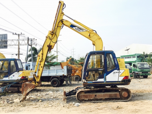 ขาย KOBELCO SK60-3มาครทรี เก่านอก อารม์สไลด์ได้ สวยๆพร้อมใช้งาน
