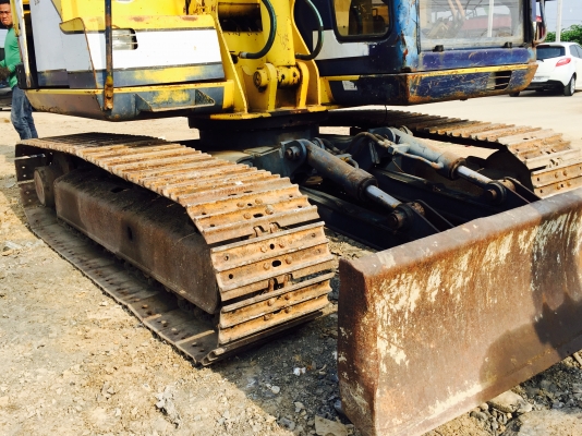 ขาย KOBELCO SK60-3มาครทรี เก่านอก อารม์สไลด์ได้ สวยๆพร้อมใช้งาน ขาย KOBELCO SK60-3มาครทรี เก่านอก อารม์สไลด์ได้ สวยๆพร้อมใช้งาน