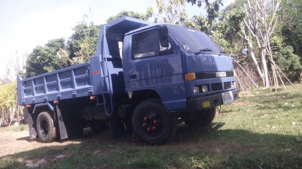 หกล้อ อีซูชุ NPR115 ปี38 สั่งลุย สภาพดีเดิมๆสวยๆพร้อมใช้ ทะเบียนพร้อมโอน หกล้อ อีซูชุ NPR115 ปี38 สั่งลุย สภาพดีเดิมๆสวยๆพร้อมใช้ ทะเบียนพร้อมโอน