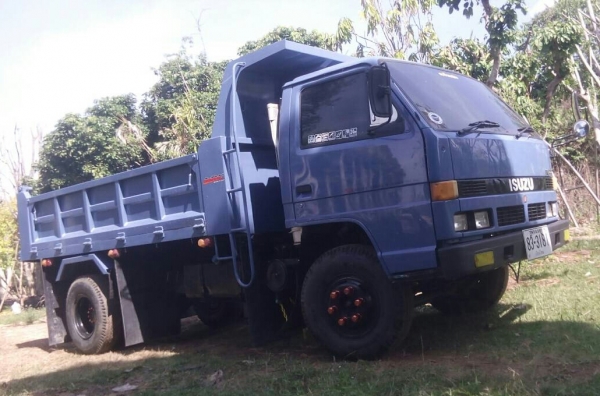 หกล้อ อีซูชุ NPR115 ปี38 สั่งลุย สภาพดีเดิมๆสวยๆพร้อมใช้ ทะเบียนพร้อมโอน หกล้อ อีซูชุ NPR115 ปี38 สั่งลุย สภาพดีเดิมๆสวยๆพร้อมใช้ ทะเบียนพร้อมโอน