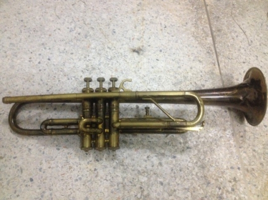 ทรัมเป็ต TANABE เก่าญี่ปุ่นเเท้สภาพตามรูปครับ