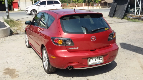 ขายMazda 3 ตัวTOP เครื่อง2.0มี sunroof 249000 โทร0866668500