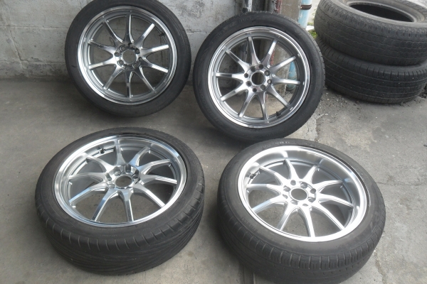 ล้อแม็ก17นิ้ว4รู100/114 พร้อมยาง สวยๆ 4 ล้อ ราคา 6900 บาท