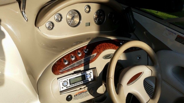 เรือเร็ว speedboat