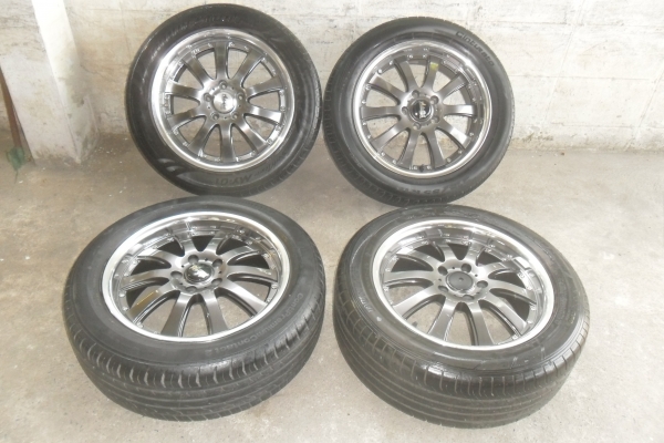 ล้อแม้ก17นิ้ว5รู114 พร้อมยาง สวยๆ 4 ล้อ ราคา 6900 บาท