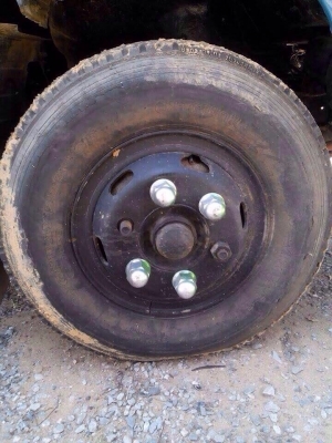 ขายครับNPR59Lเครื่อง4BD1 Fหน้ายางดี6เส้นเครื่องดีคัสชีสวยจัดแนนซ์ใด้ครับ